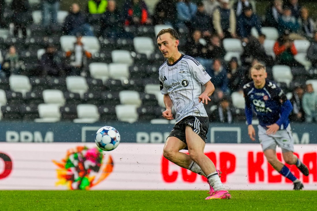 Marius Broholm scoret på en panenka-straffe i det som ble hans siste kamp for Rosenborg, i 1-1-kampen mot KFUM i starten av juni.